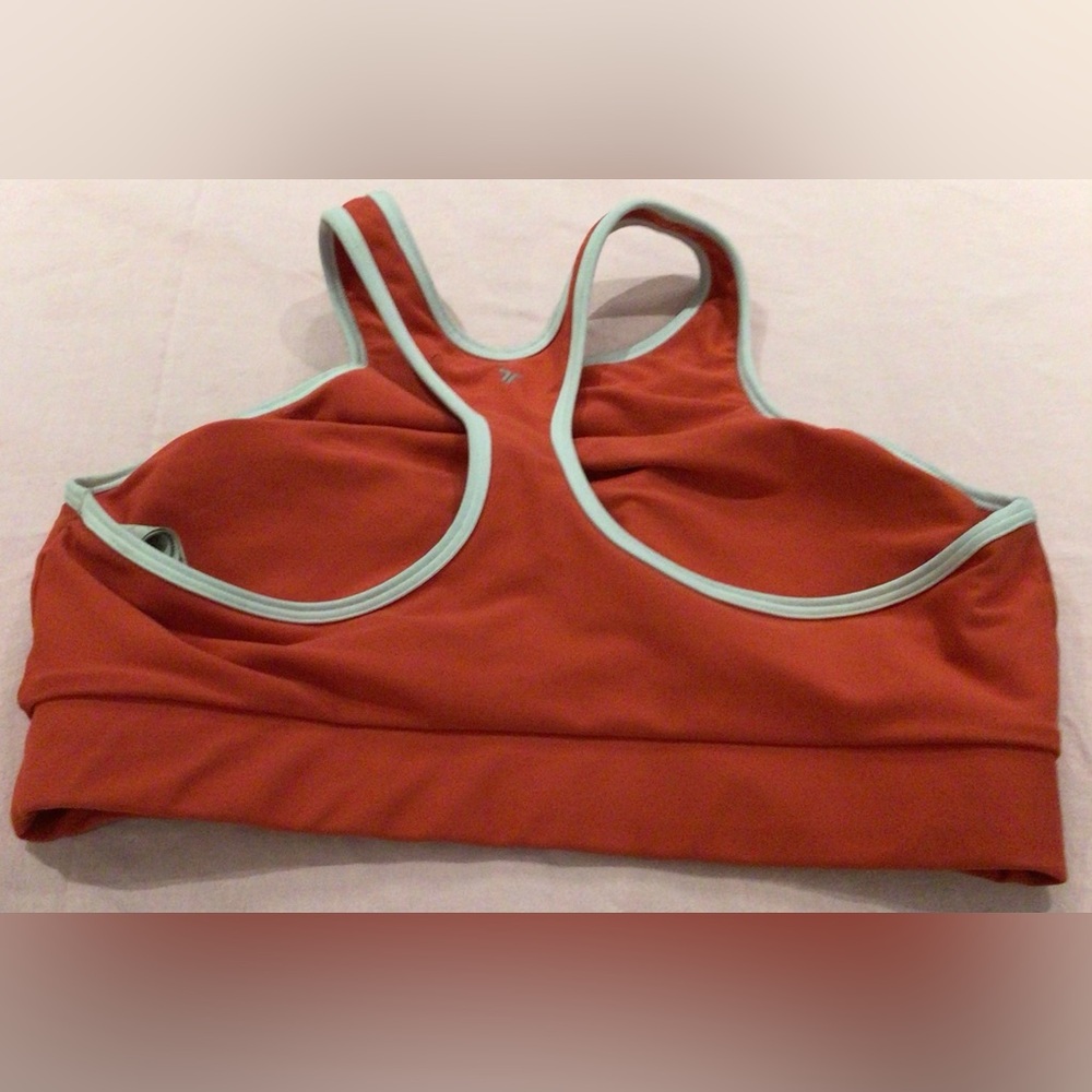 Old Navy Active Powersoft Medium Support Go Dry S… - image 3